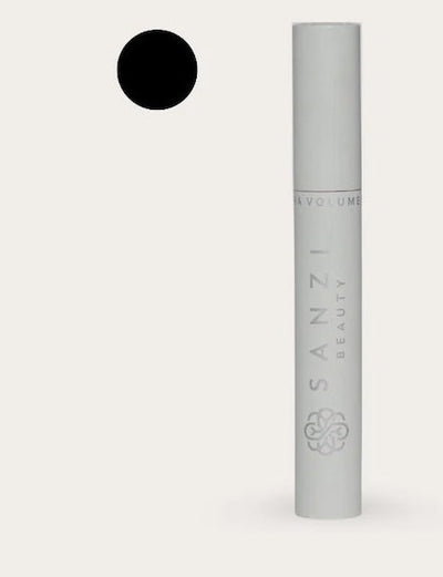 Grønlig Mascara beholder med sølv skrift og logo. Sanzi Beauty Mascara Volume and Curl Black