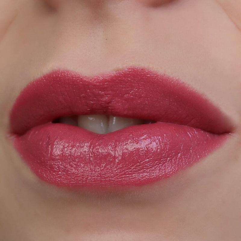 Sandstone Intense Care Lipstick 47 Plum Kiss